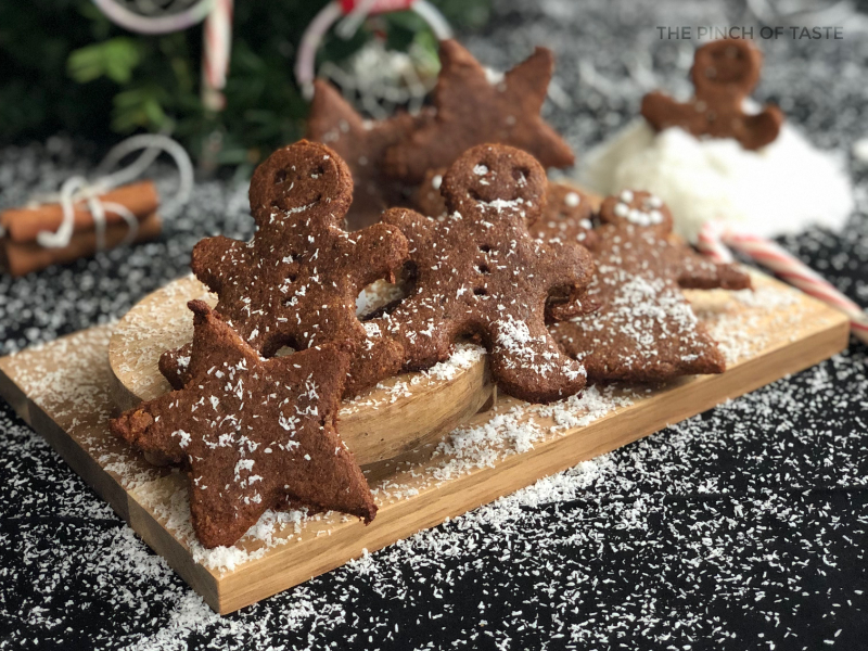 Almond Gingerbread Cookies